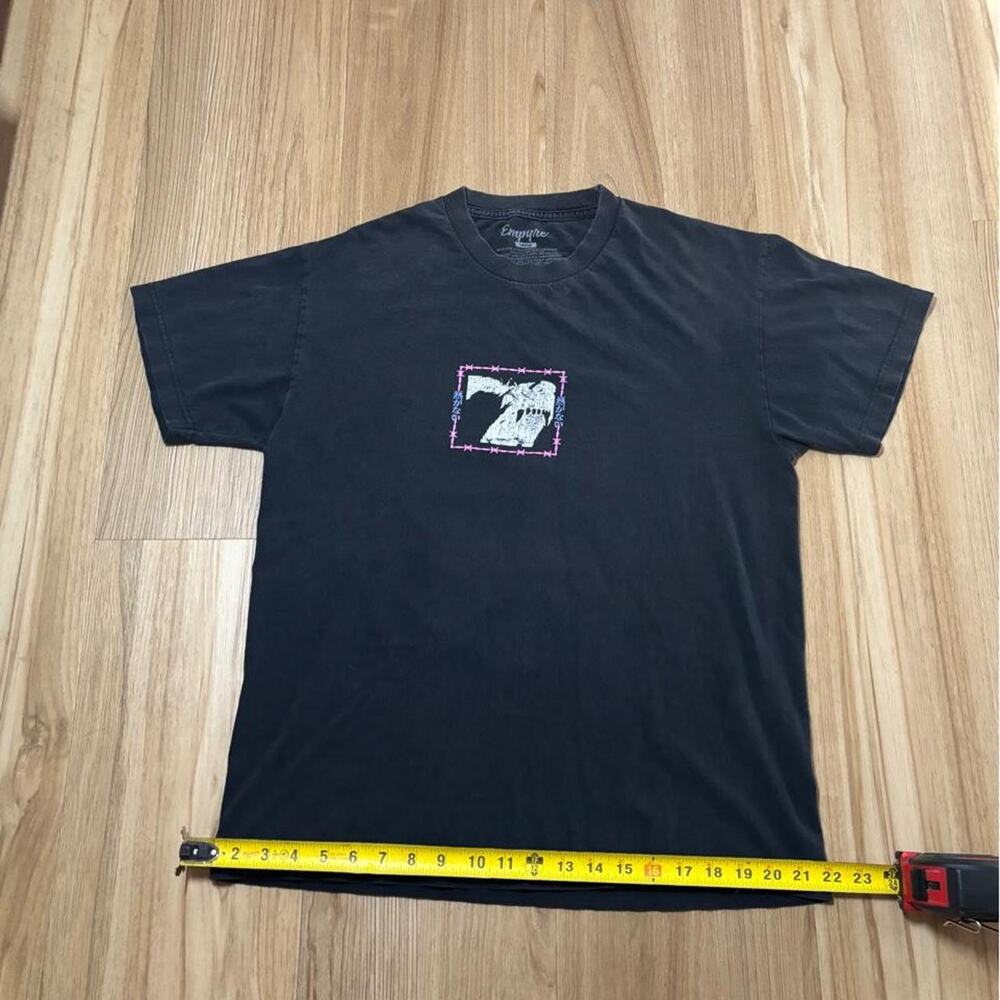 Y2k empyre graphic tee size
